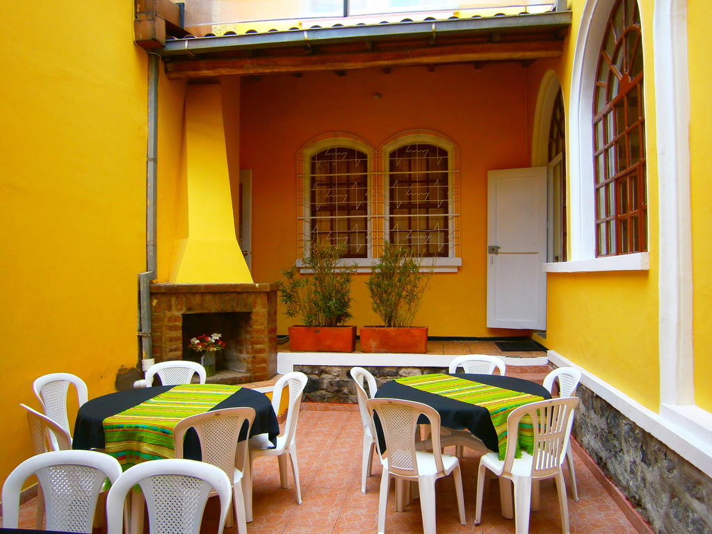 The Yellow House Hotel Quito Bagian luar foto